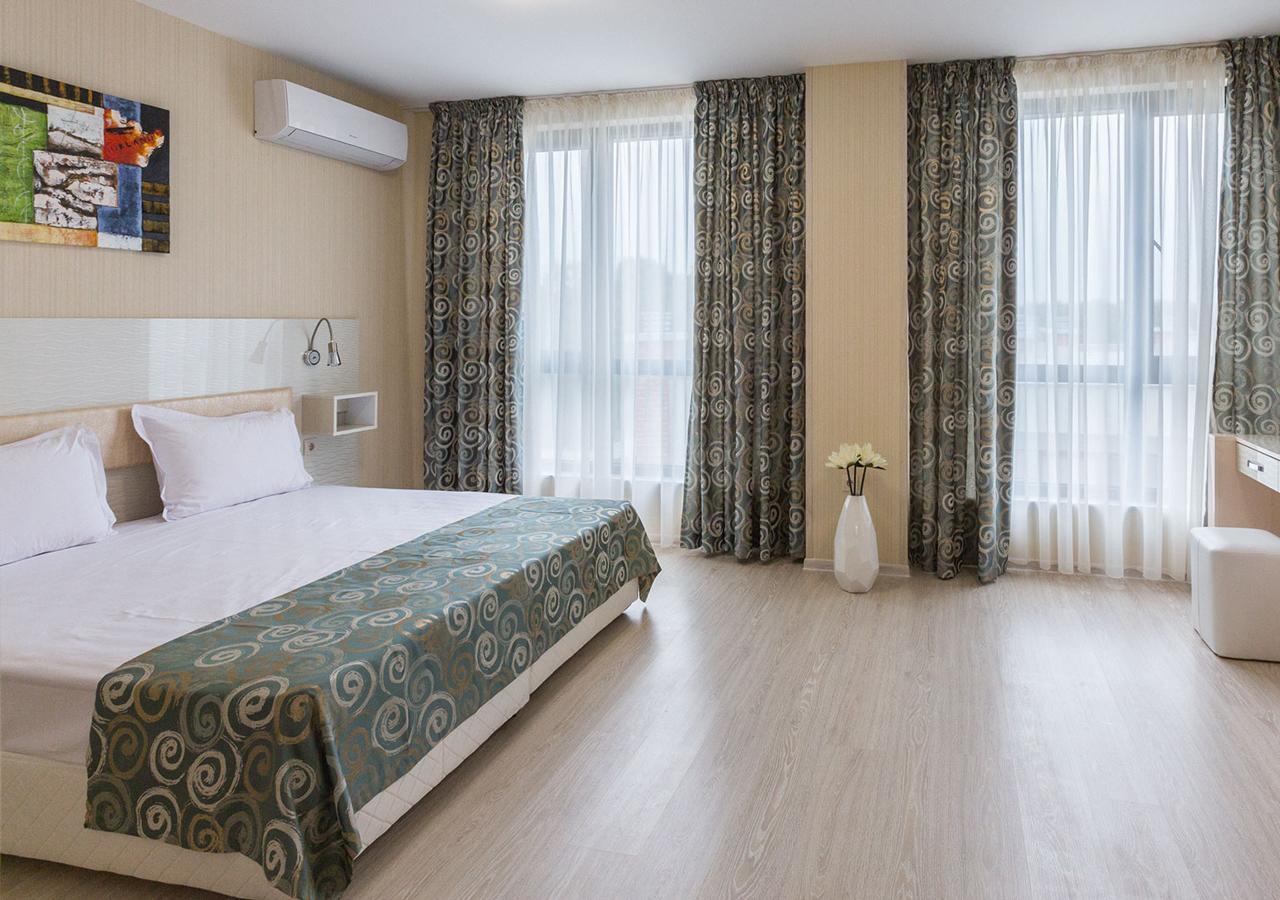 Hotel Capri Plovdiv Ngoại thất bức ảnh