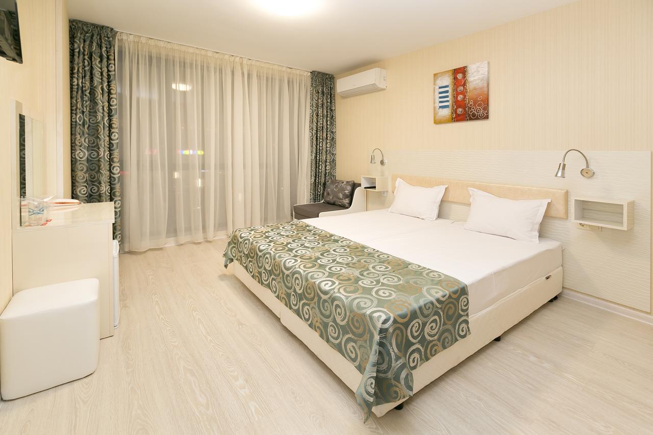 Hotel Capri Plovdiv Ngoại thất bức ảnh